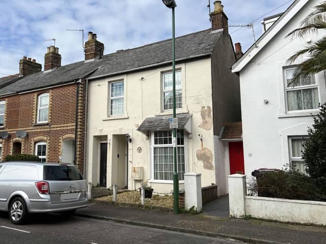 SALE: Two-bedroom 14 Cleveland Road, Chichester