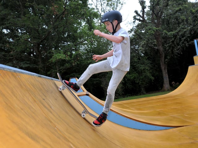 Official opening of the new Southwater Skatepark. SR2307312. Photo by S Robards/Sussex World