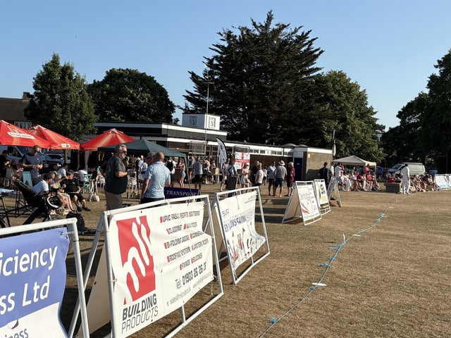 Broadwater CC welcome Worthing FC to Cricket Week