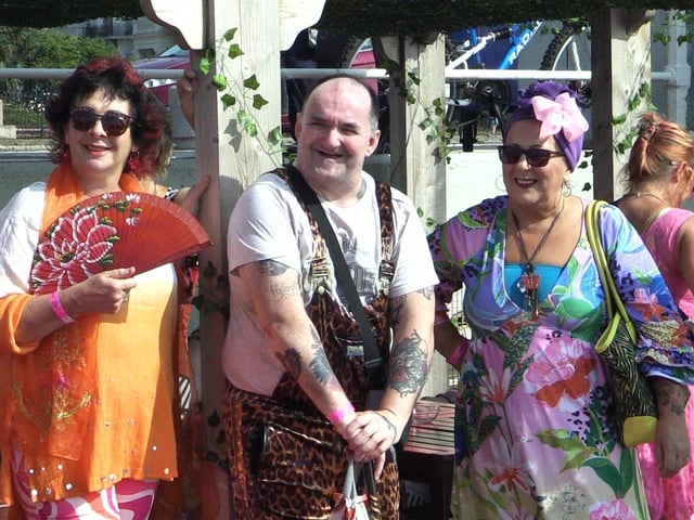 Frock Up Friday in Hastings