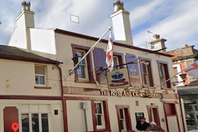 This stylish pub offers a fantastic range of drinks, including craft beers and ales, and an excellent food menu. With a cozy atmosphere and friendly staff, it's a great spot for a relaxed night out.
