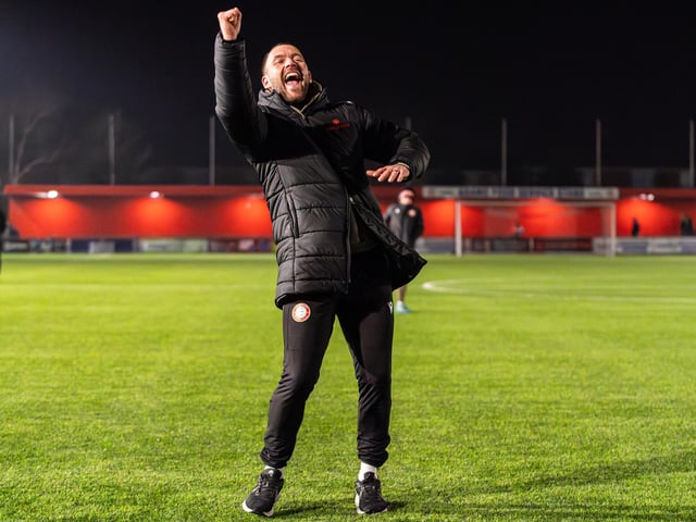 Worthing v Bath City, National League South