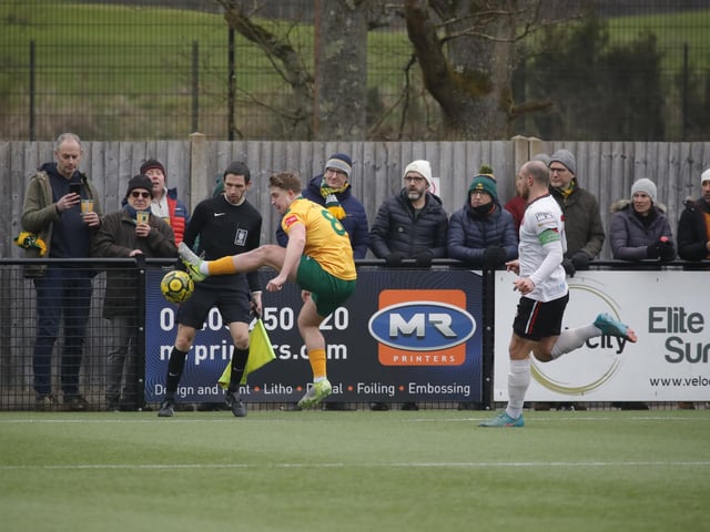 Promotion-chasing Horsham FC were held to a 1-1 draw at home by visiting Chatham Town on Saturday