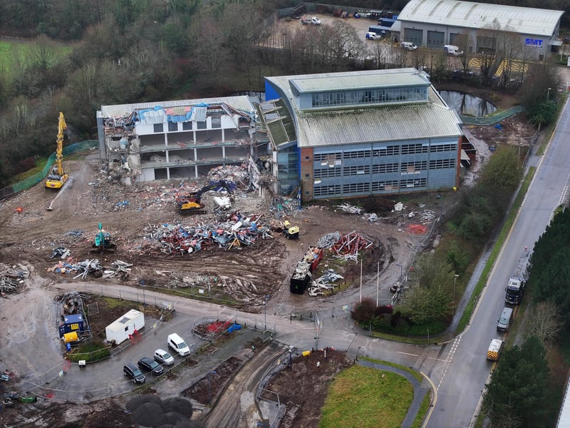 The new buildings will be used for storage, distribution and industrial purposes.