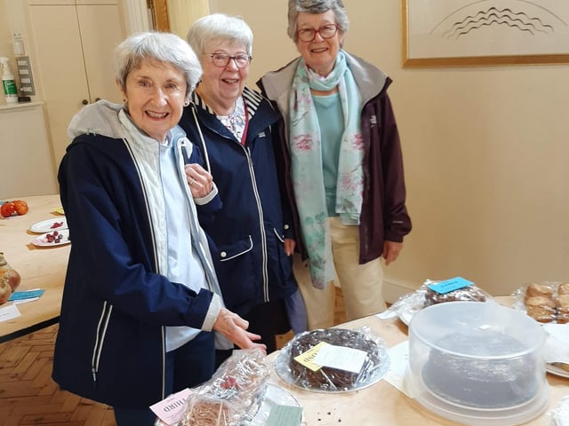 Jan Hill and Daphne Wakeford.