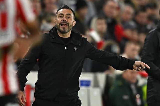 Brighton's Italian head coach Roberto De Zerbi gestures on the touchline during the Premier League football loss at Brentford
