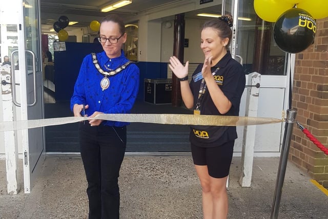 Haywards Heath town mayor Stephanie Inglesfield cut the ribbon for the new Pauline Quirke Academy of Performing Arts on Saturday, September 16