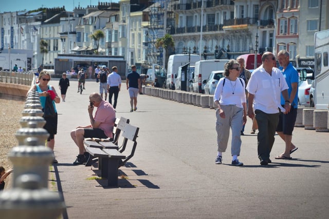 People enjoying the warm weather on Hastings seafront 14/6/22.