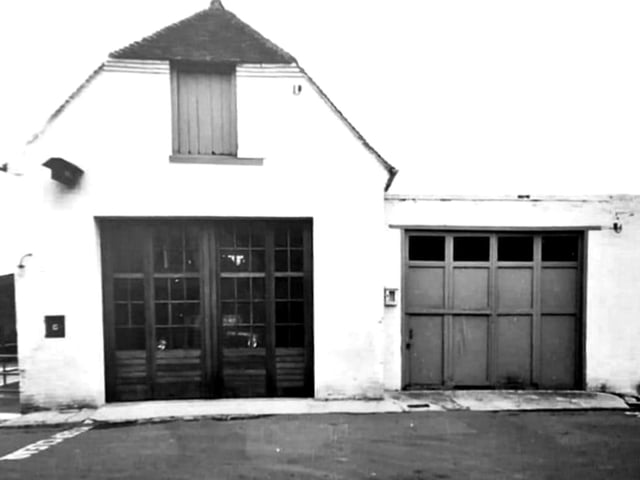 The old fire station in River Road. With credit to Bob Roberts.