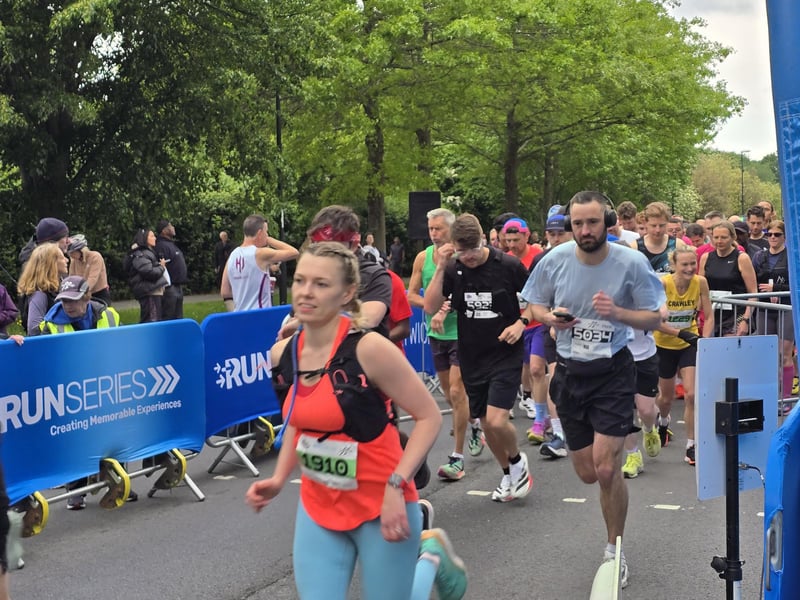 Run Gatwick 2026 half marathon and 5k