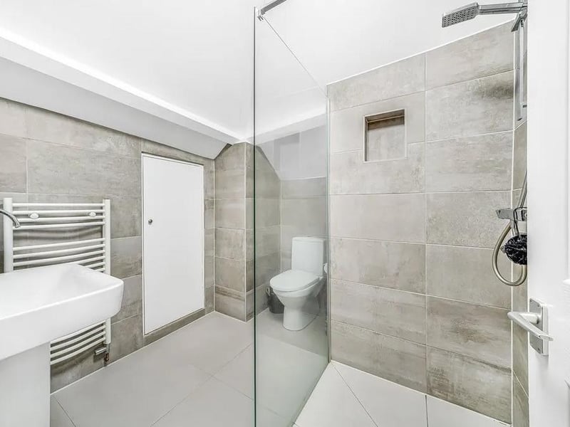 Three of four double-bedrooms have en-suites