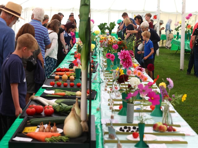 The Emsworth Show taking place on August Bank Holiday Monday in the sunshine. Pictured is action from the event.
Monday 28th August 2023.
Picture: Sam Stephenson.