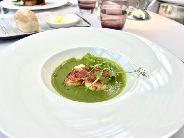 The scallops dish that I had for starters.