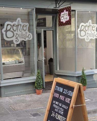 oho Gelato (Brighton) - This independent ice cream shop serves up unique and creative flavours such as Lemon Meringue and Raspberry Sorbet. They use locally sourced ingredients and offer vegan options too.