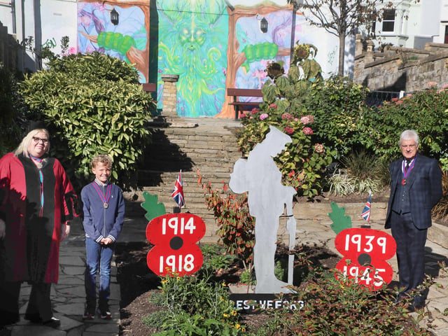 Hastings Week 2022. Opening Ceremony. Photo by Roberts Photographic.
Swan Gardens - remembering those who lost their lives during the wars.