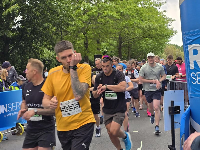 Run Gatwick 2026 half marathon and 5k
