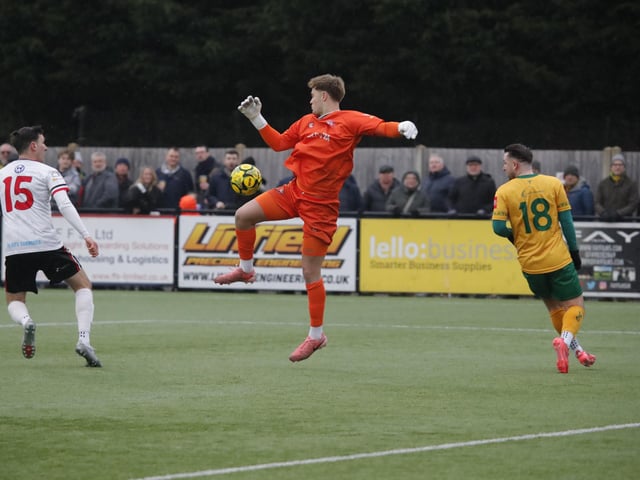 Promotion-chasing Horsham FC were held to a 1-1 draw at home by visiting Chatham Town
