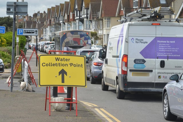 People in St Leonards and parts of Hastings and areas without water due to a burst pipe. This shows gridlock on the A259 because the entrance to the water station is off that road, the entrance to Sea Road.
