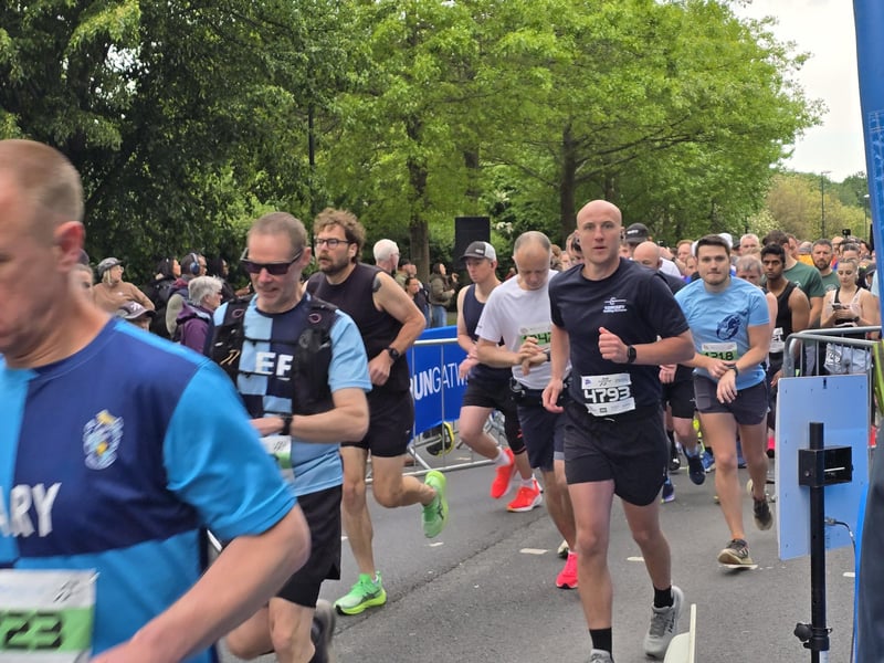 Run Gatwick 2026 half marathon and 5k