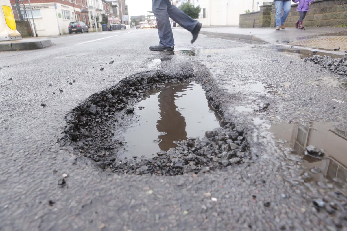 West Sussex roads’ winter preparation is stepped up a gear