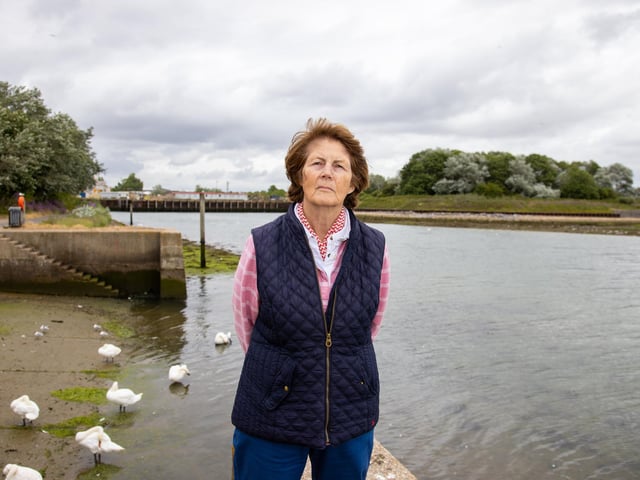 Libby Alexander of Save Our South Coast Alliance, highlighting the issues that Southern Water may cause with their current plans.