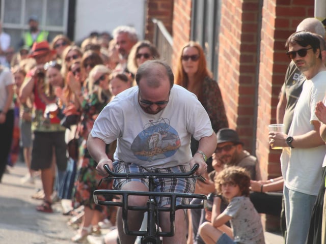 Hastings Old Town Carnival Week 2025: Bike Race. Photo by Roberts Photographic.
