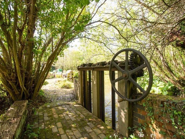 Mill Lane, Hellingly