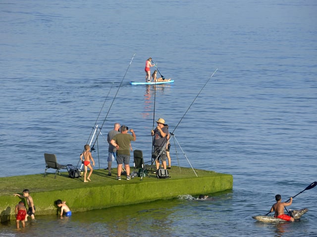 People enjoying the heatwave in Eastbourne (Photo by Jon Rigby)
