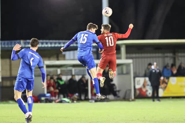 Worthing FC in action at Chippenham | Picture: Mike Gunn