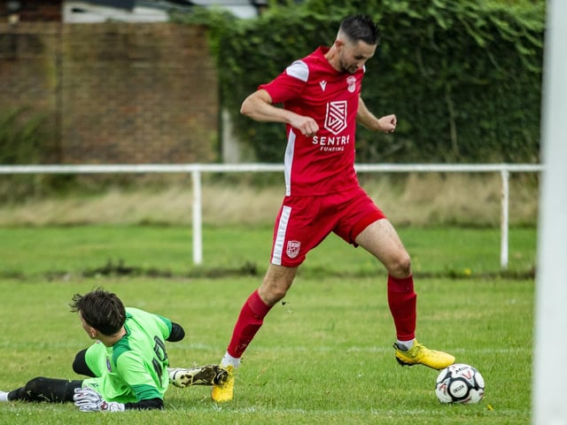 Seaford v Dorking Wanderers B in the SCFL Division 1