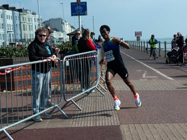 Hastings Half Marathon 2026 - pictures by Frank Copper