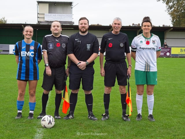 Rockettes remain unbeaten as they overcame their strongest test yet to beat 1st placed Saltdean United Development at Nyewood Lane. Photographer David Richardson was there to catch the action