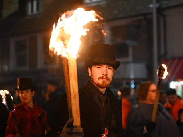 Hailsham Bonfire Procession 2026 (Photo by Jon Rigby)