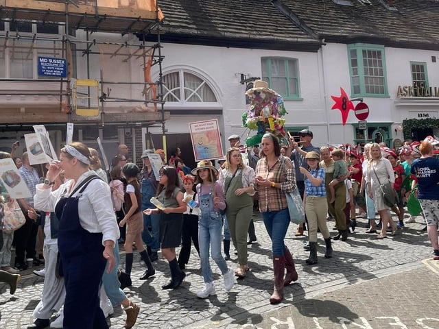 Natural World themed children's parade
