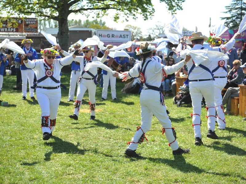 Morris dancers. Photo: Hollie Robards