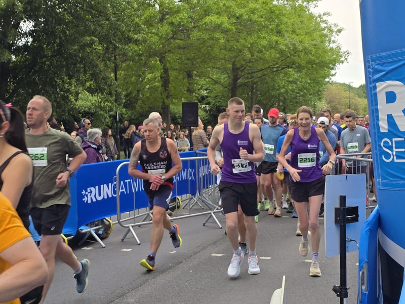 Run Gatwick 2026 half marathon and 5k
