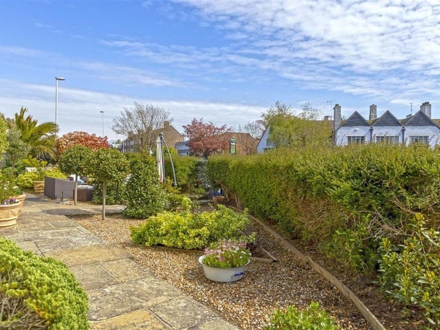 This Grade II listed house in Goring with six bedrooms and five bathrooms has come on the market with Robert Luff & Co priced at £975,000
