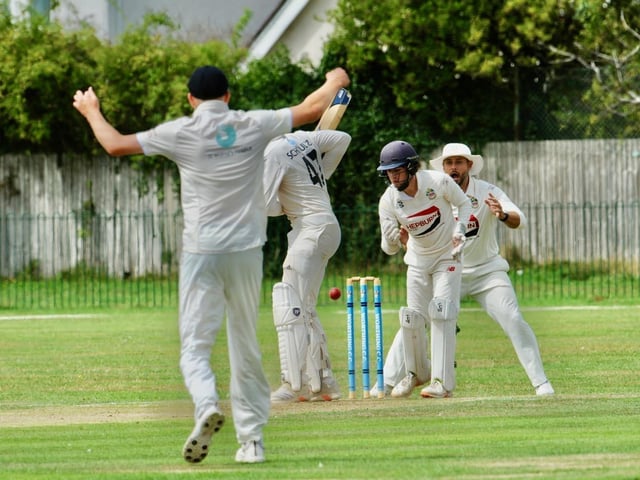 Worthing CC v Eastbourne CC, Sussex League Division 2