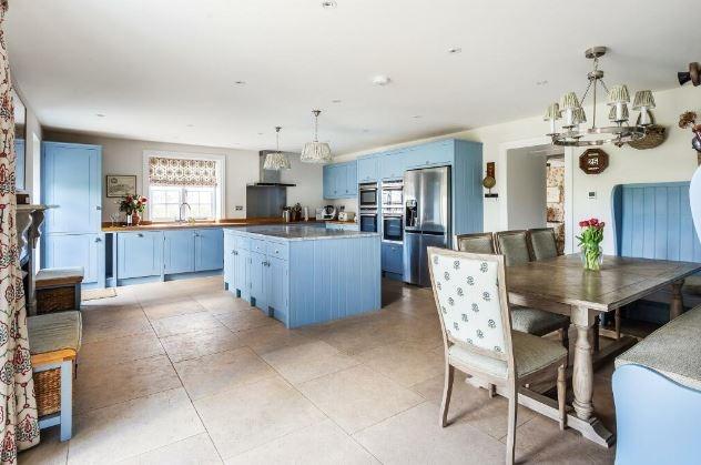 The large kitchen/breakfast room