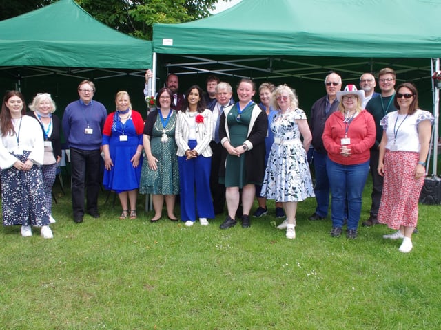 Jubilee Picnic In The Park & Ornamental Gardens Renaming Ceremony, Horley Recreation Ground
