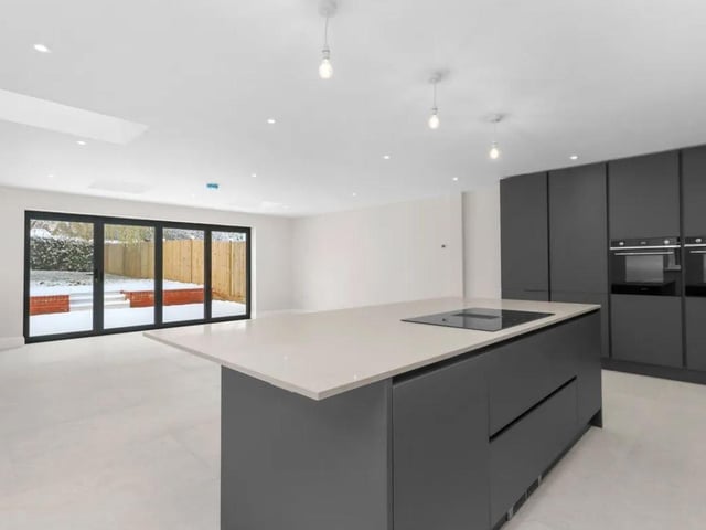 4 bed semi-detached house for sale - St Valentine, South View Road, Sparrows Green, Wadhurst TN5
