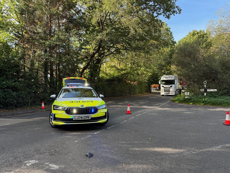 B2178 Old Broyle Road was shut in both directions, causing traffic congestion.