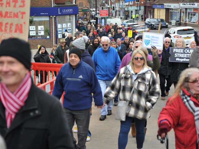 Residents walking up Station Road. Pic S RobardsSR2303061