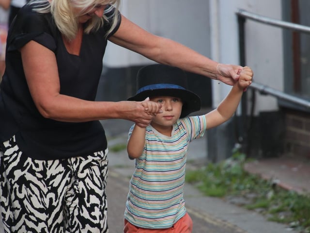 Hastings Old Town Carnival Week 2022: Seaboot Race. Photo by Roberts Photographic