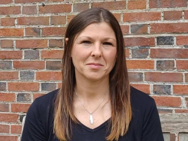 Maria Dennis