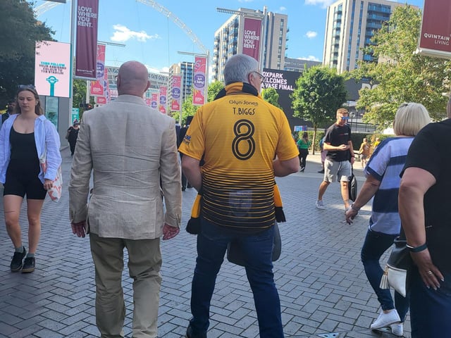 Walking Wembley Way