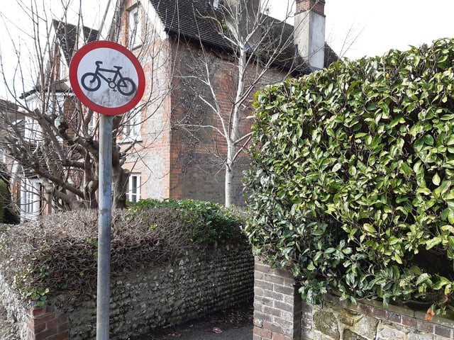 Then look out for a No Cycling sign that indicates a narrow footpath.