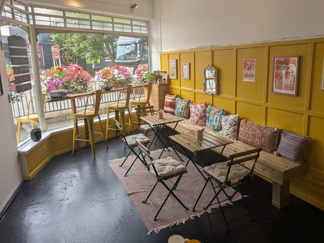 Fabio’s Italian Street Food and Coffee is providing authentic Italian food, snacks and treats to the people of Worthing and beyond from its new café in Chapel Road