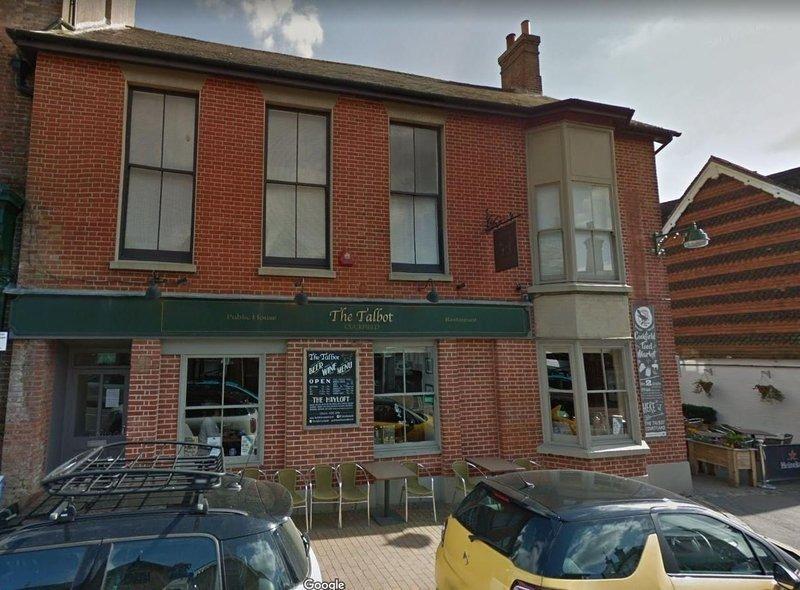 The Talbot in Cuckfield has a rating of 4.5 from 481 reviews. One reviewer said: "This is one of the few places I have been to where I felt I was a valued customer as soon as I walked through the door."