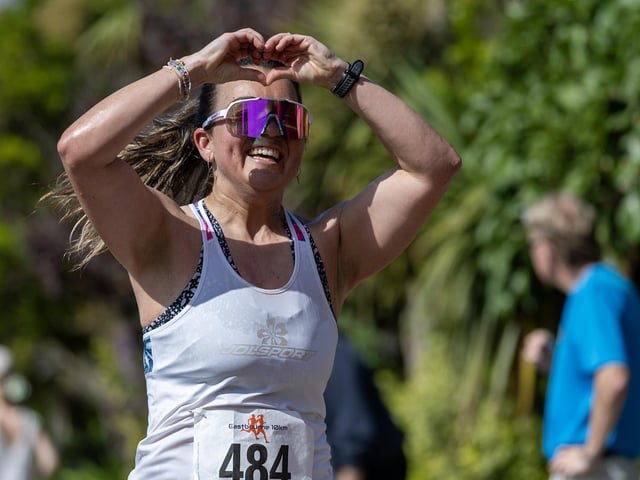 The seventh annual Eastbourne 10k took place in glorious sunshine